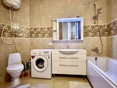 квартира по адресу Сім'ї Кульженків ул. (Петра Дегтяренка), 35