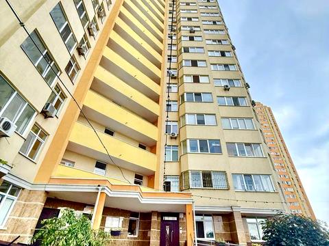квартира по адресу Сім'ї Кульженків ул. (Петра Дегтяренка), 35
