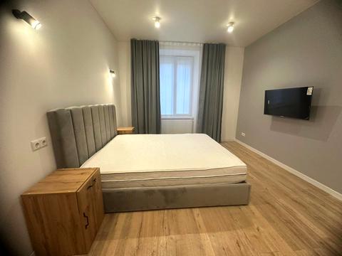 квартира за адресою Академіка Михайла Кравчука вул., 8