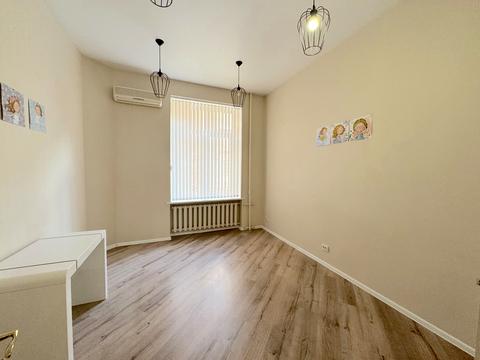 комерційна за адресою Одеса, Базарна вул., 95