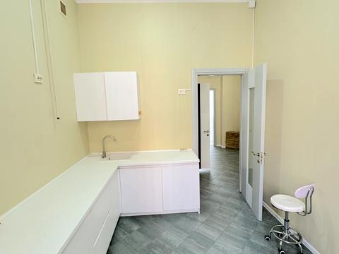 комерційна за адресою Одеса, Базарна вул., 95