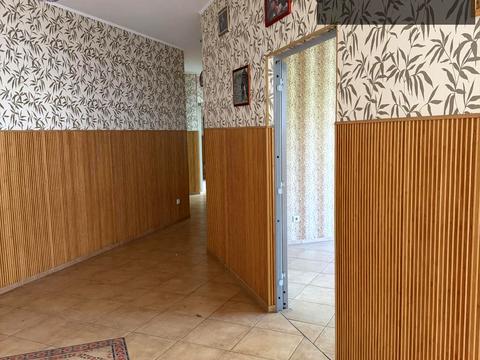 комерційна за адресою Минайська вул., 44