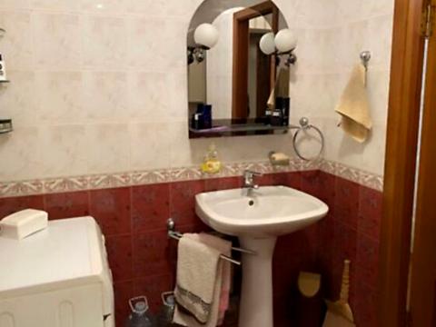 квартира за адресою Довженка вул., 3