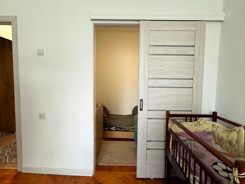 квартира за адресою Леся Курбаса вул., 4