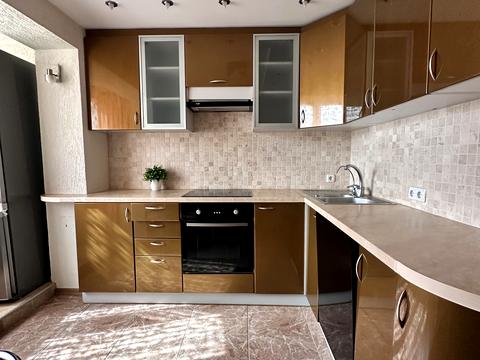 квартира по адресу Героев Днепра ул., 38-Е