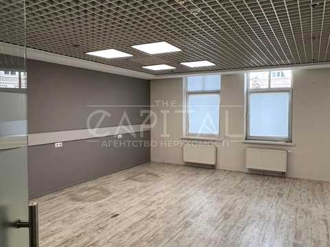 комерційна за адресою Київ, Володимирська вул., 38
