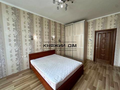 квартира по адресу Гната Хоткевича ул. (Червоногвардійська), 12