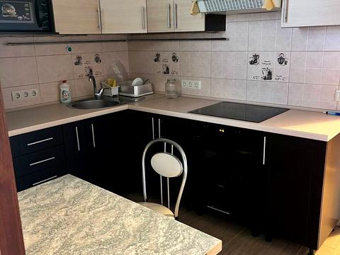 квартира по адресу Сім'ї Кульженків ул. (Петра Дегтяренка), 35