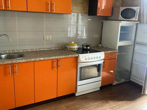 квартира за адресою Софії Русової вул., 3