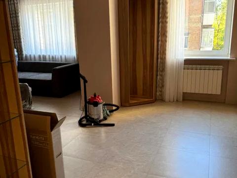 квартира по адресу Владимира Моссаковского ул. (Клари Цеткін), 8