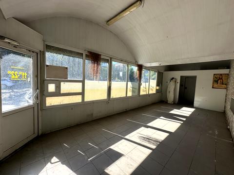 комерційна за адресою Конякіна вул., 16