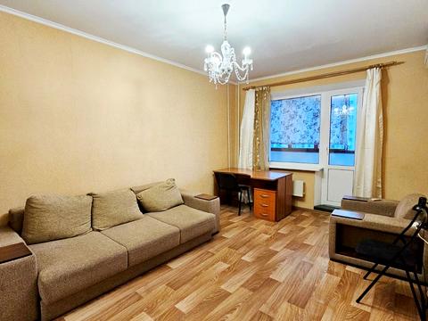 квартира за адресою Михайла Гришка вул., 8-Б