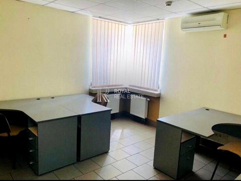 комерційна за адресою Панаса Мирного вул., 28