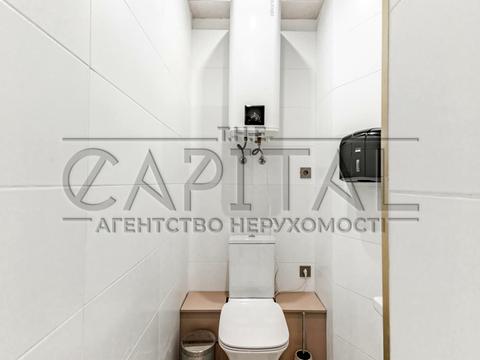 комерційна за адресою Миколи Соловцова вул., 2