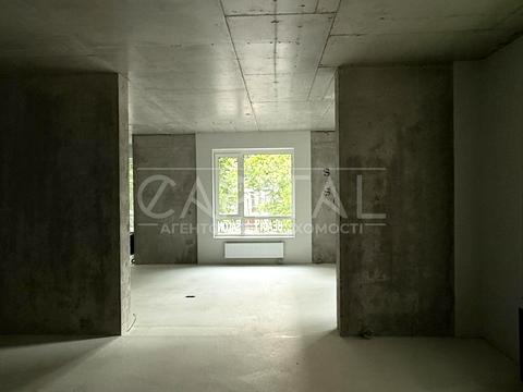 комерційна за адресою Золотоустівська вул., 25