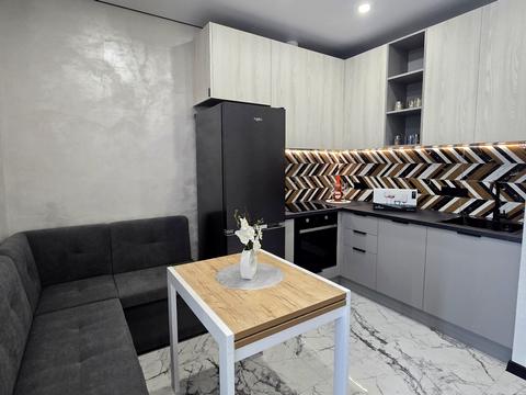 квартира за адресою Червоної Калини вул., 8