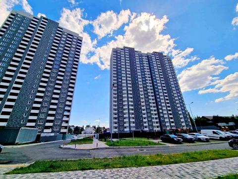 квартира за адресою Сім'ї Кульженків вул. (Петра Дегтяренка), 21