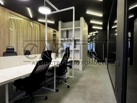 комерційна за адресою Жилянська вул., 68