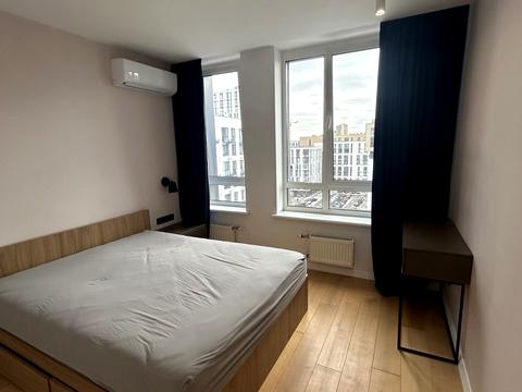 квартира за адресою Салютна вул., (Будинок 02301-02303)