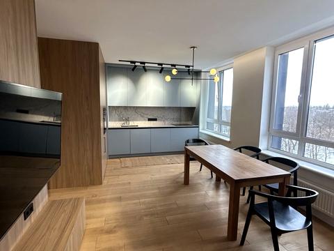 квартира за адресою Салютна вул., (Будинок 02301-02303)