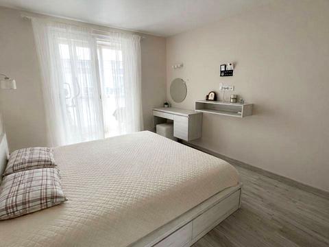 квартира за адресою Олекси Тихого пров., 4 к1