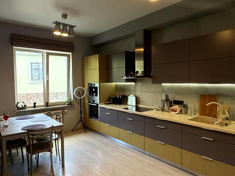 квартира за адресою Київ, Соляна вул., 70