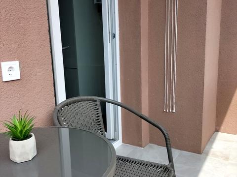 квартира по адресу Угорская ул., 14є