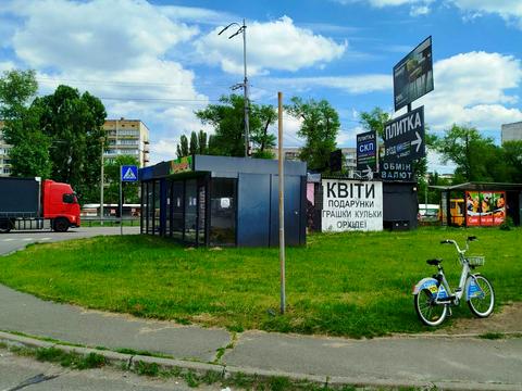 комерційна за адресою Соборна вул. (Петропавлівська), 4
