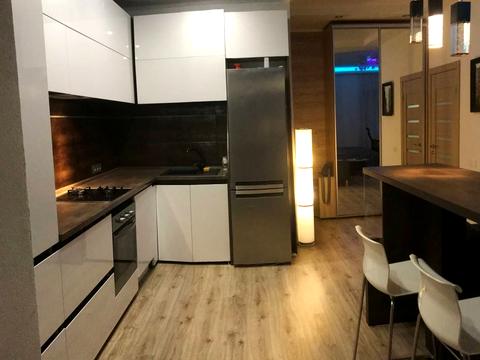 квартира за адресою Євгена Чикаленка вул., 56/1