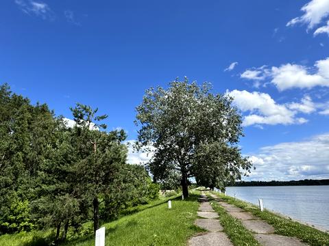 участок по адресу 