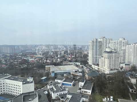 комерційна за адресою Андрія Верхогляда вул. (Михайла Драгомирова), 2-А