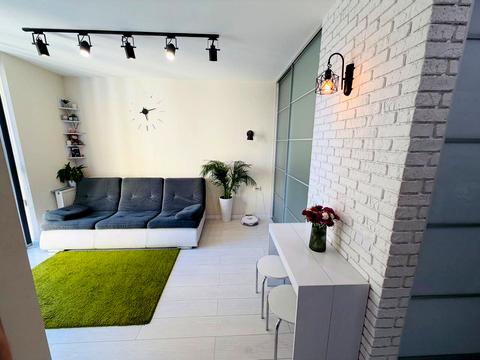 квартира за адресою Сім'ї Кульженків вул. (Петра Дегтяренка), 37