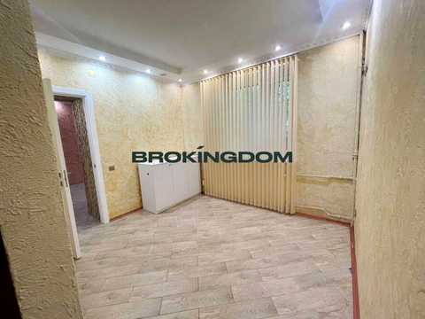 коммерческая по адресу Шовкуненка ул., 4