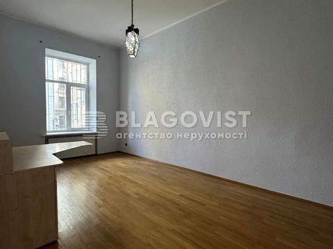 коммерческая по адресу Саксаганского ул., 28