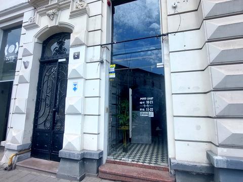 комерційна за адресою Соборна пл., 2