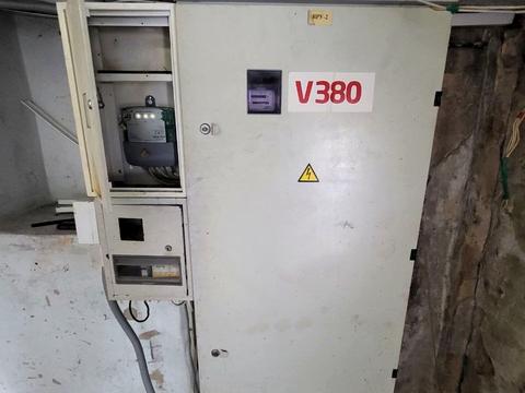 1870330861436601