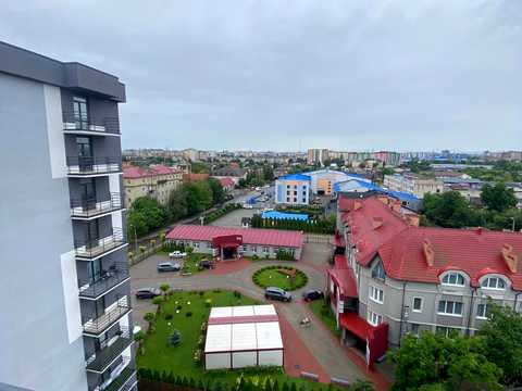 квартира за адресою Богдана Хмельницького вул., 73-Б