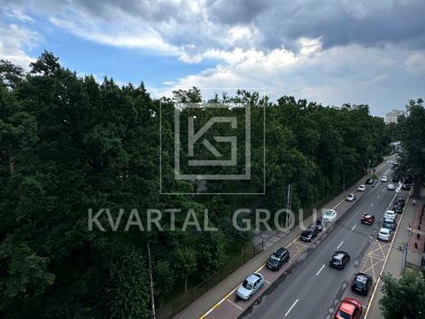 комерційна за адресою Соборна вул., 151-А