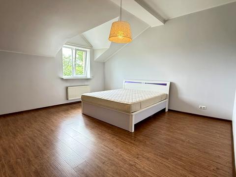 будинок за адресою с. Старі Петрівці, Нова, 26