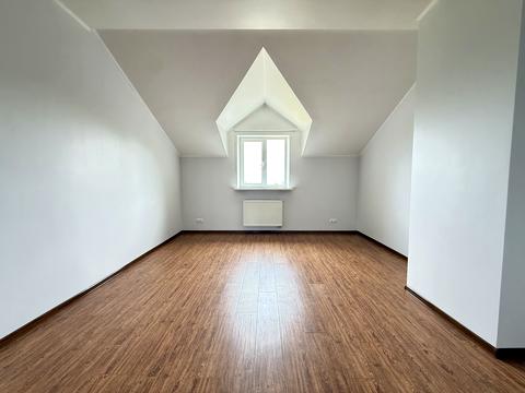 будинок за адресою с. Старі Петрівці, Нова, 26