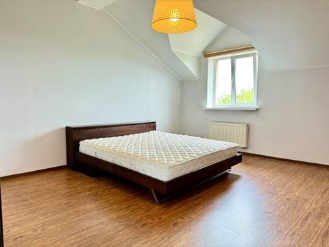 будинок за адресою с. Старі Петрівці, Нова, 26