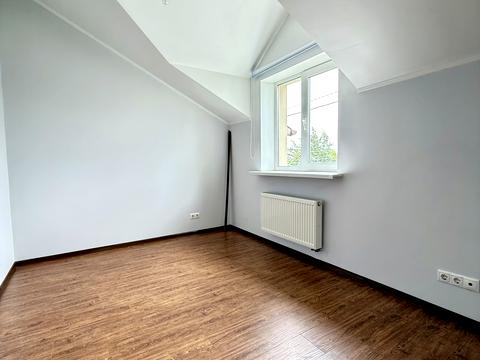 будинок за адресою с. Старі Петрівці, Нова, 26