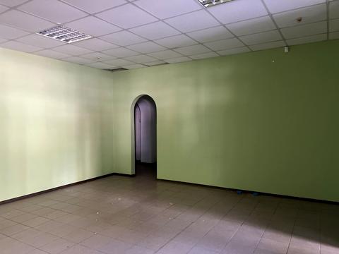 комерційна за адресою Тернопіль, Генерала М. Тарнавського вул., 18