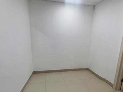 1870332611436932