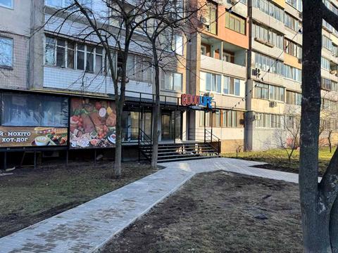 комерційна за адресою Героїв Дніпра вул., 75