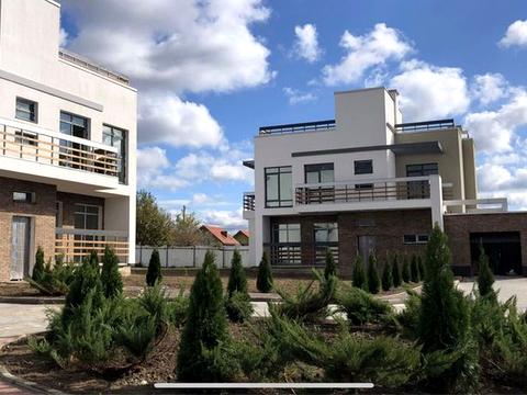 будинок за адресою с. Лісопотік, Коновальця, 48