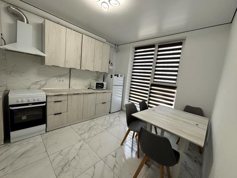 квартира за адресою Залізнична вул., 6