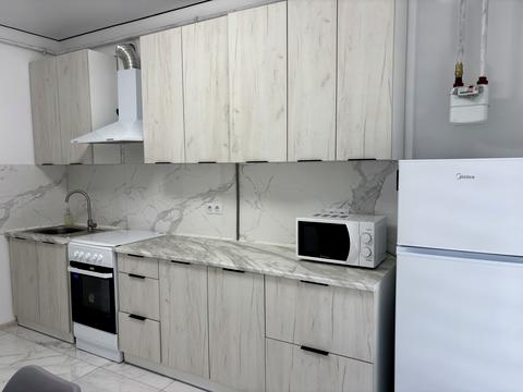 квартира за адресою Залізнична вул., 6
