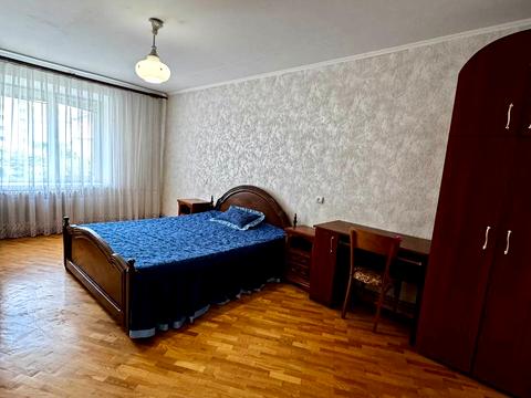 квартира за адресою Квітнева вул., 54