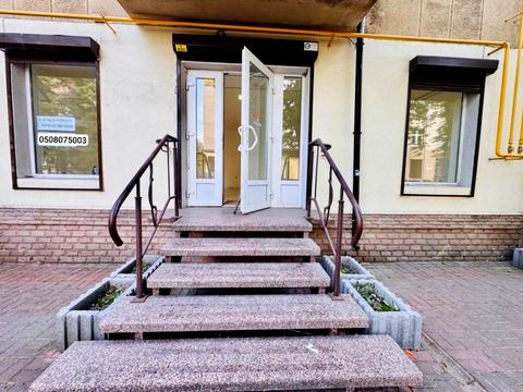 комерційна за адресою Івано-Франківськ, Франка, 3